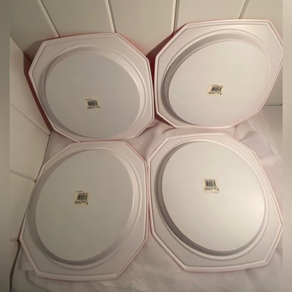 4 Vintage 1980s St Nick Dinner plastic Plate Merry Christmas Victorian Portrait - Picture 9 of 15